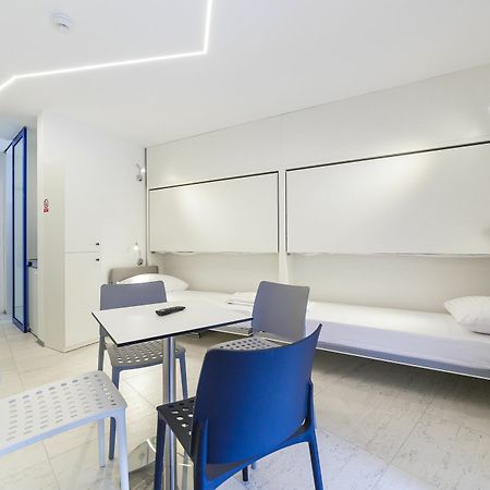 Hotel Pansion Sretno Pasko Sunce Новаля Екстер'єр фото
